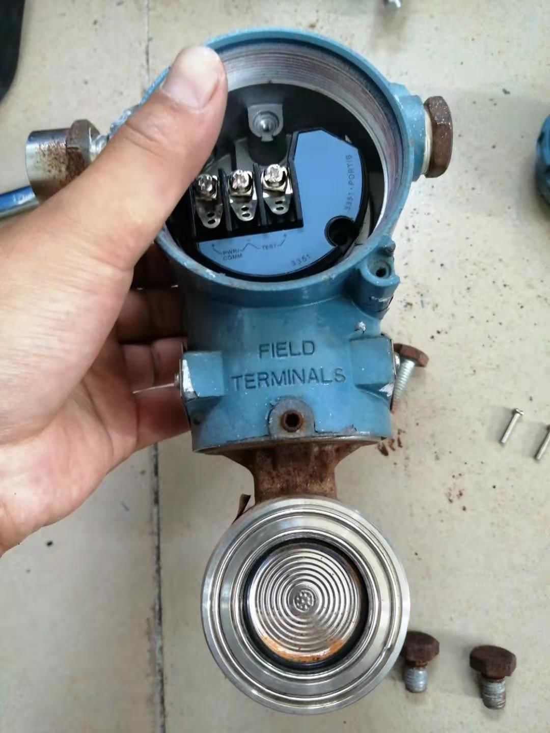 電容差壓午夜香蕉视频拆卸查看內部結構