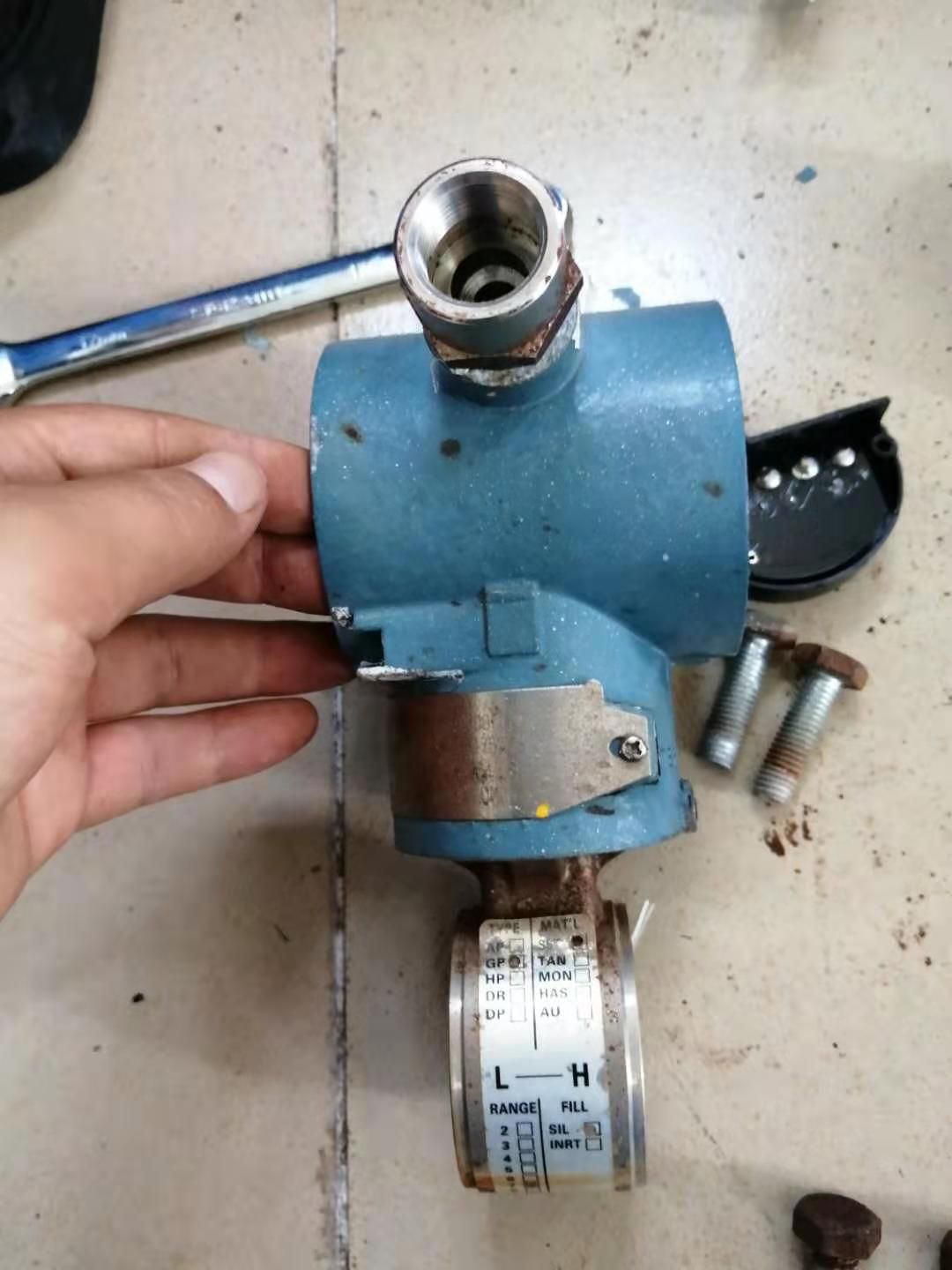 電容差壓午夜香蕉视频拆卸查看內部結構